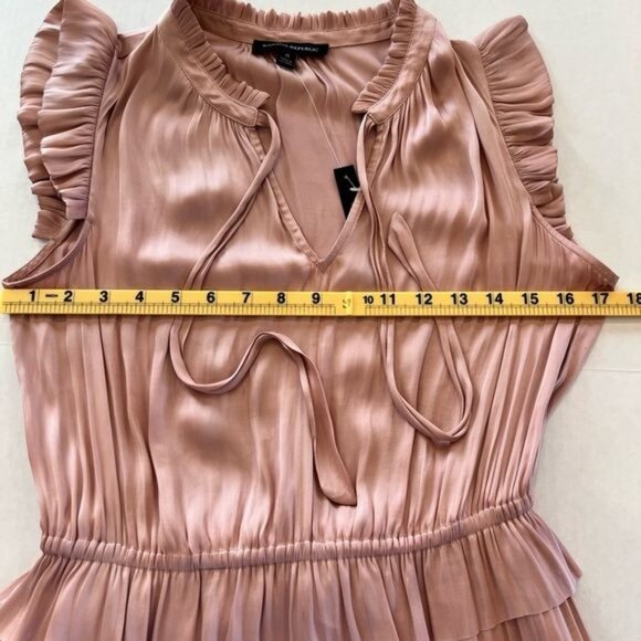 Banana Republic women’s maxi dress size 6 blush pink satin ruffle sleeveless NWT - Picture 11 of 15